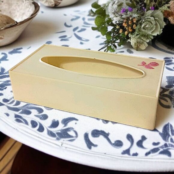 VIntage Tissue Box Cover Holder Fesco Plastic Beige Pink Rose Celluloid Plastic. - Picture 16 of 16